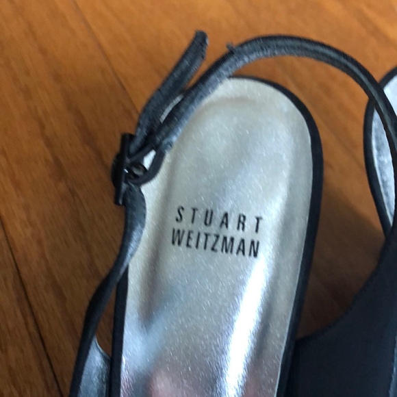 Stuart Weitzman - Picture 3 of 4